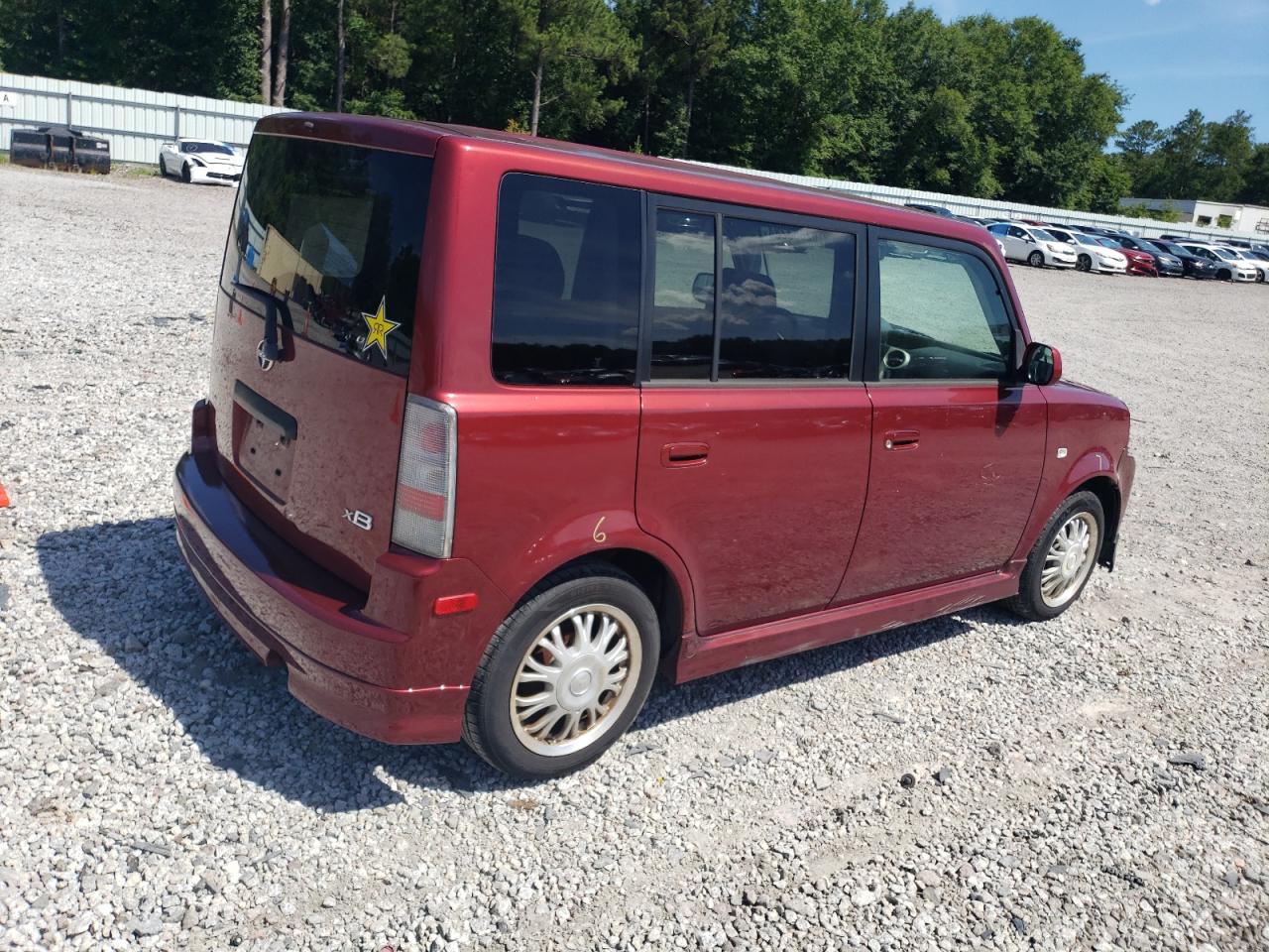 Lot #2735559601 2006 SCION XB