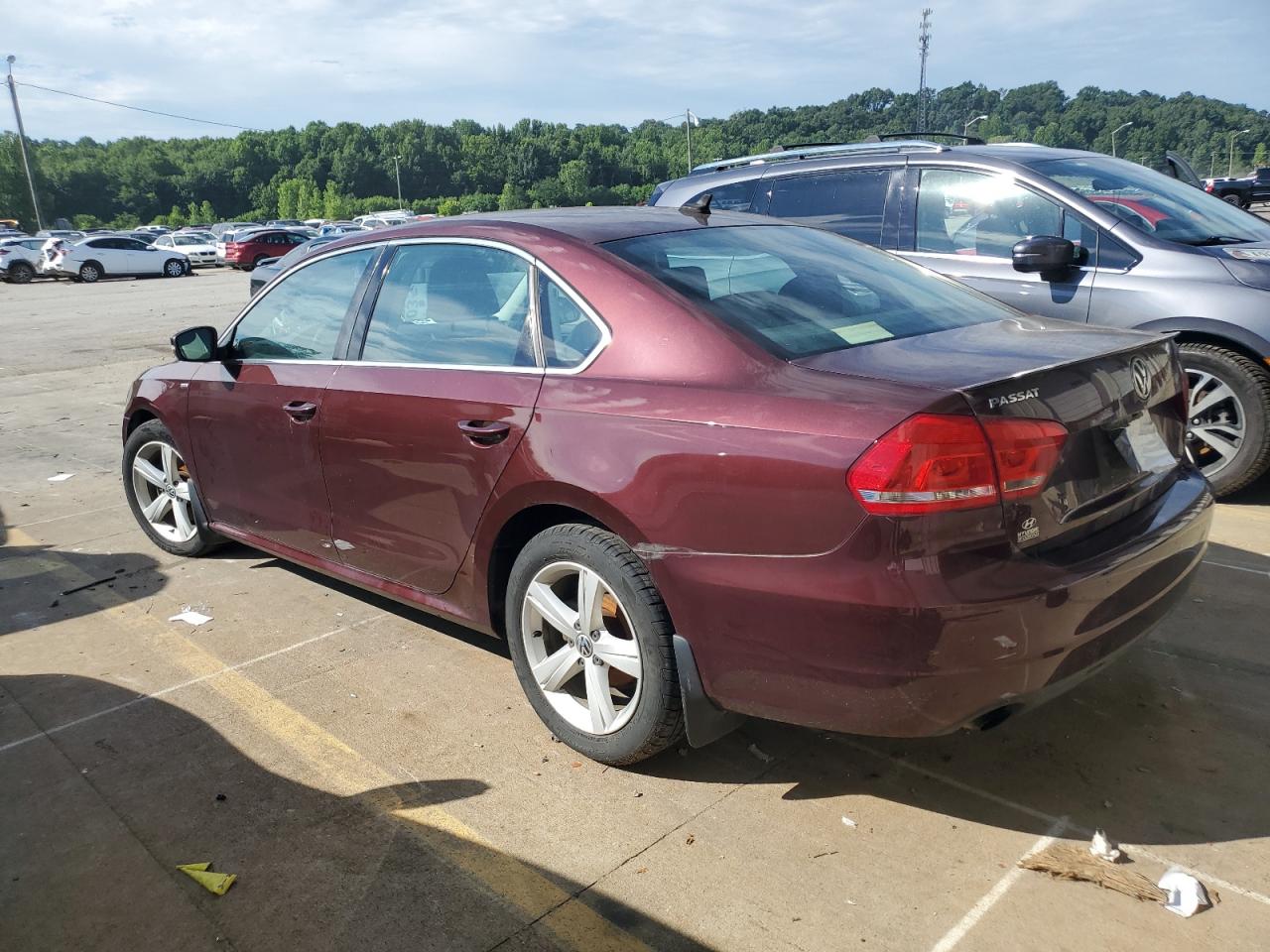 2014 Volkswagen Passat S vin: 1VWAS7A39EC037082