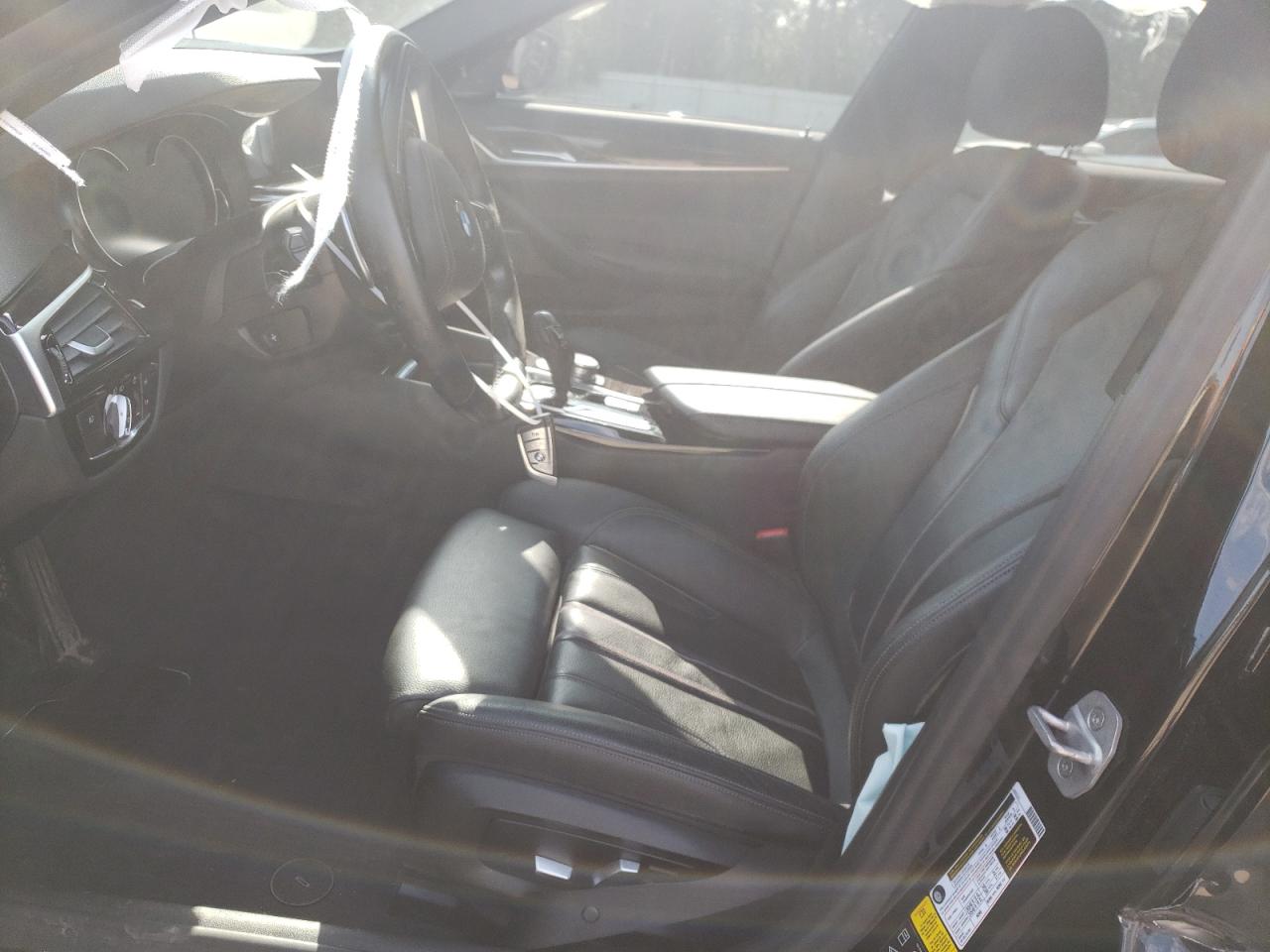 WBAJA7C57JG908176 2018 BMW 530 Xi