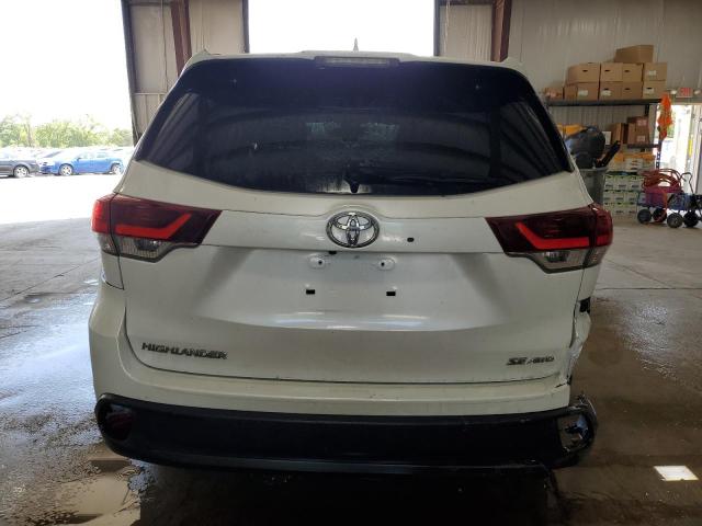 VIN 5TDJZRFH6KS603949 2019 Toyota Highlander, SE no.6