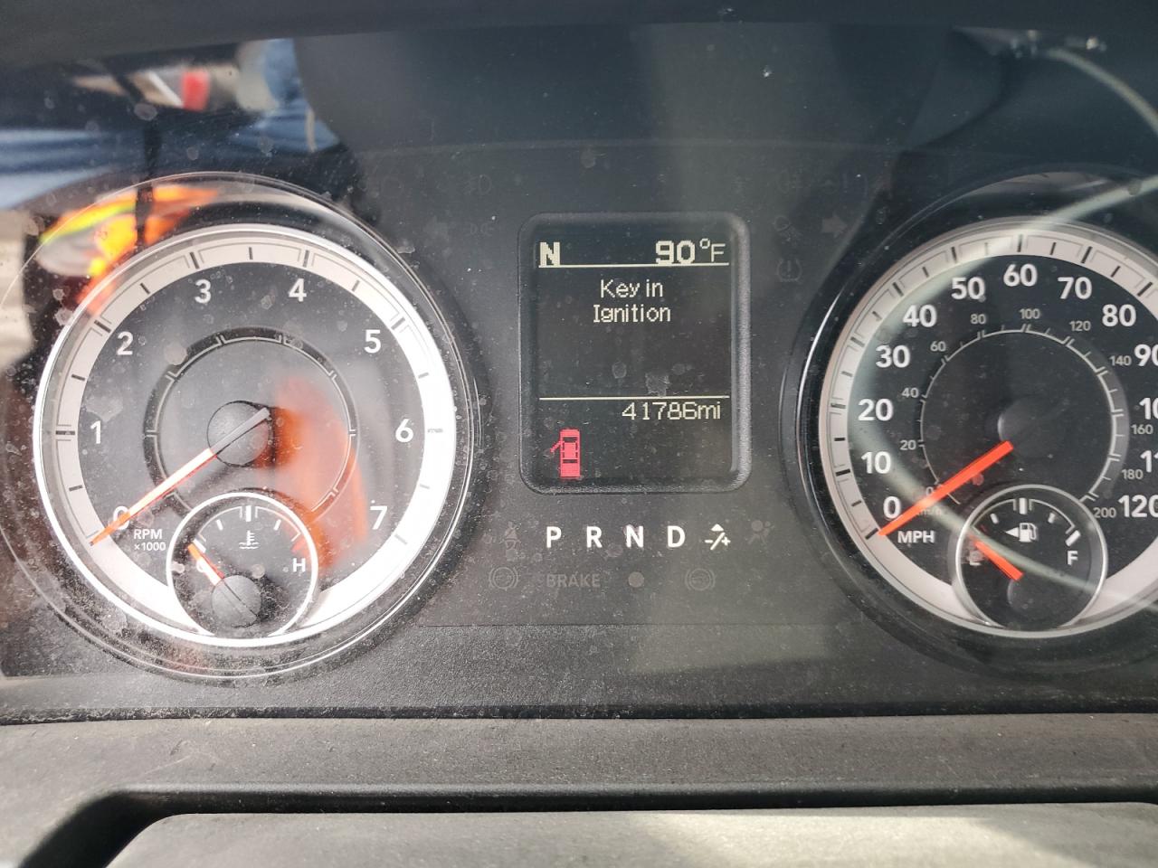 1C6RR7FG8KS578033 2019 Ram 1500 Classic Tradesman