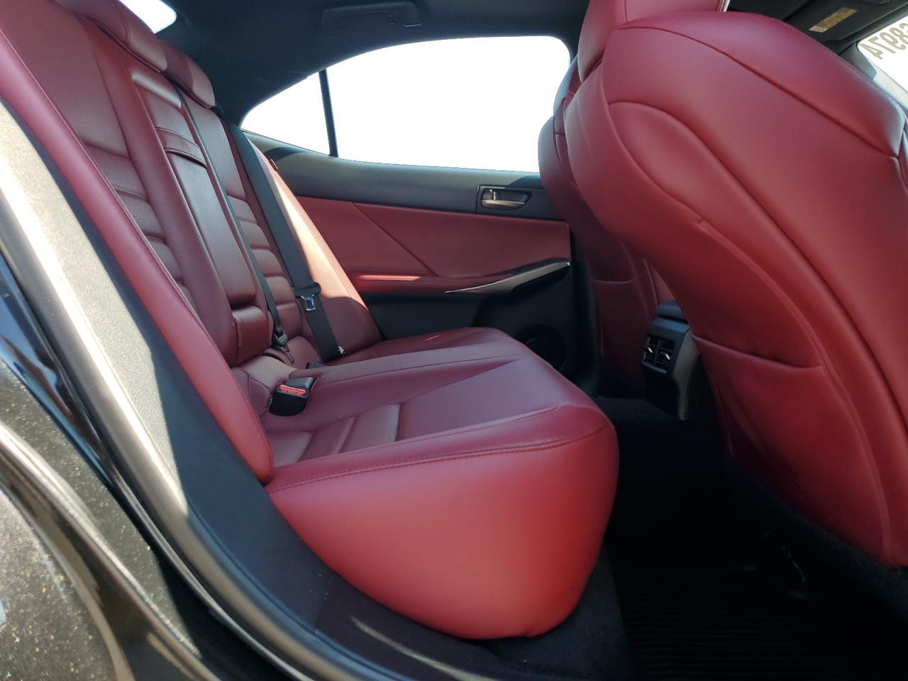 JTHCM1D27H5015983 2017 Lexus Is 300