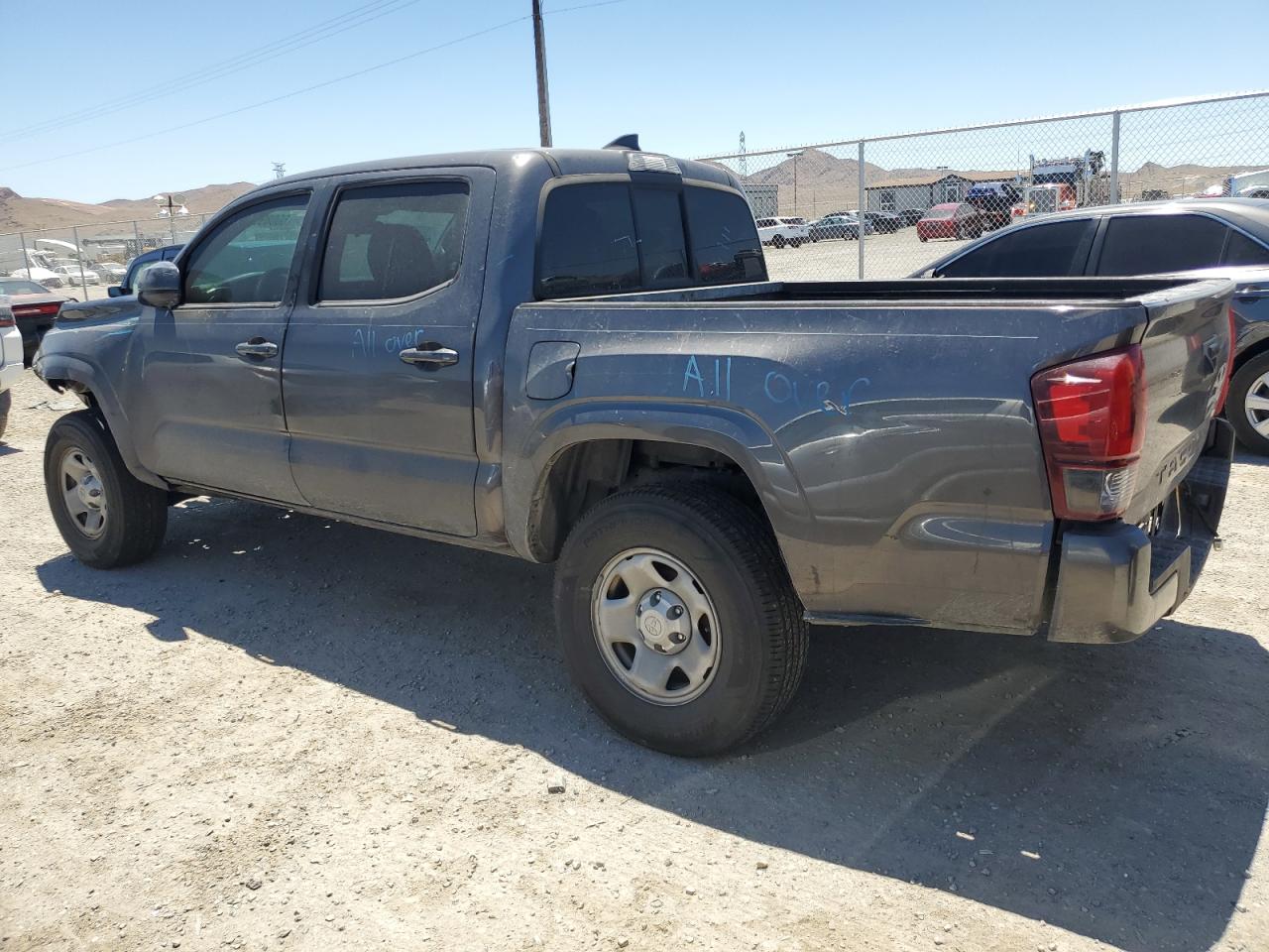 5TFAX5GN0JX130206 2018 Toyota Tacoma Double Cab