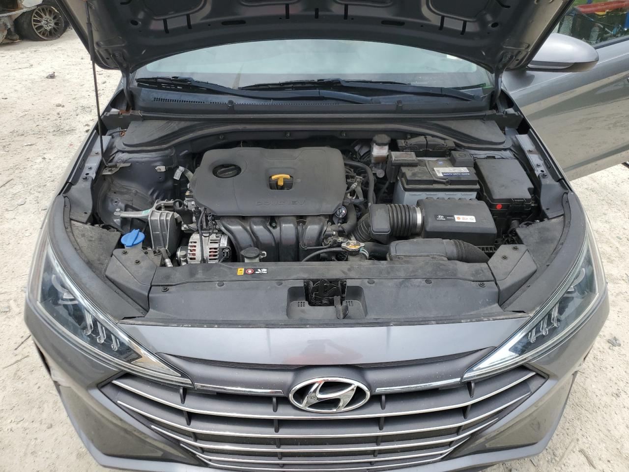 5NPD74LF4KH488735 2019 Hyundai Elantra Se