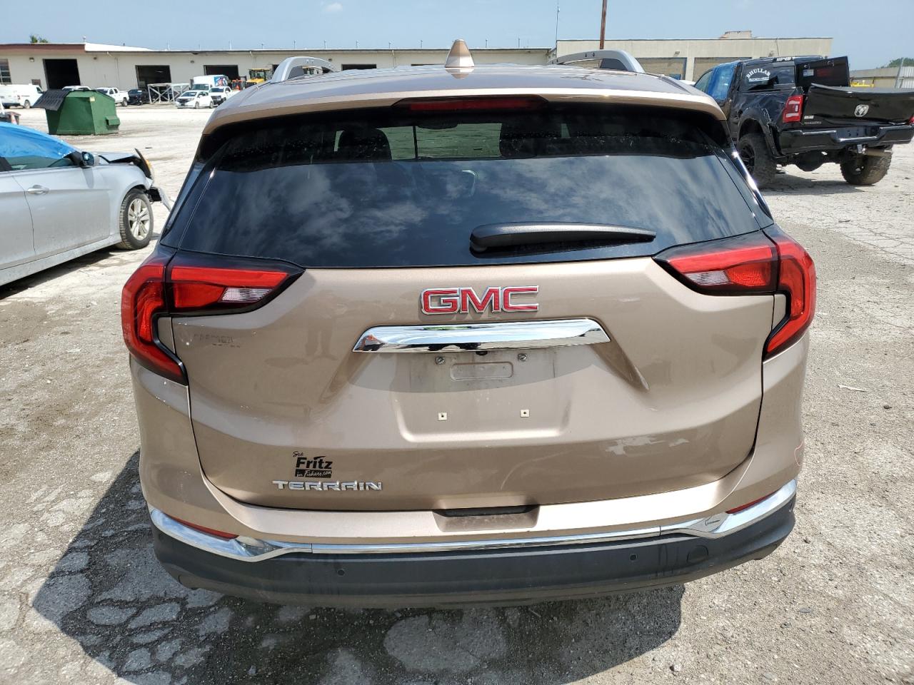 3GKALREU7JL251814 2018 GMC Terrain Slt