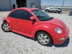 VOLKSWAGEN NEW BEETLE photo