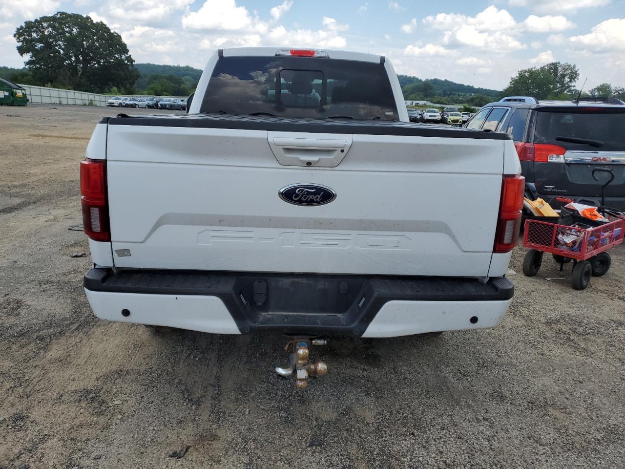 1FTFW1E54JFC18332 2018 Ford F150 Supercrew