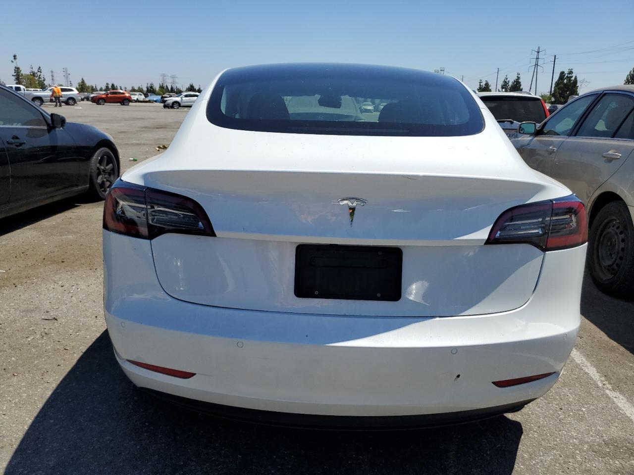 5YJ3E1EA3NF365643 2022 Tesla Model 3