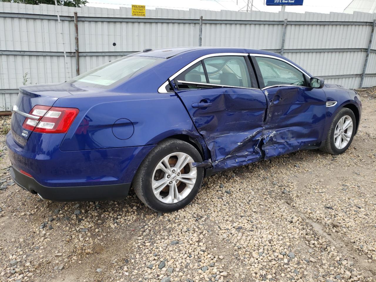 1FAHP2H83FG110535 2015 Ford Taurus Sel