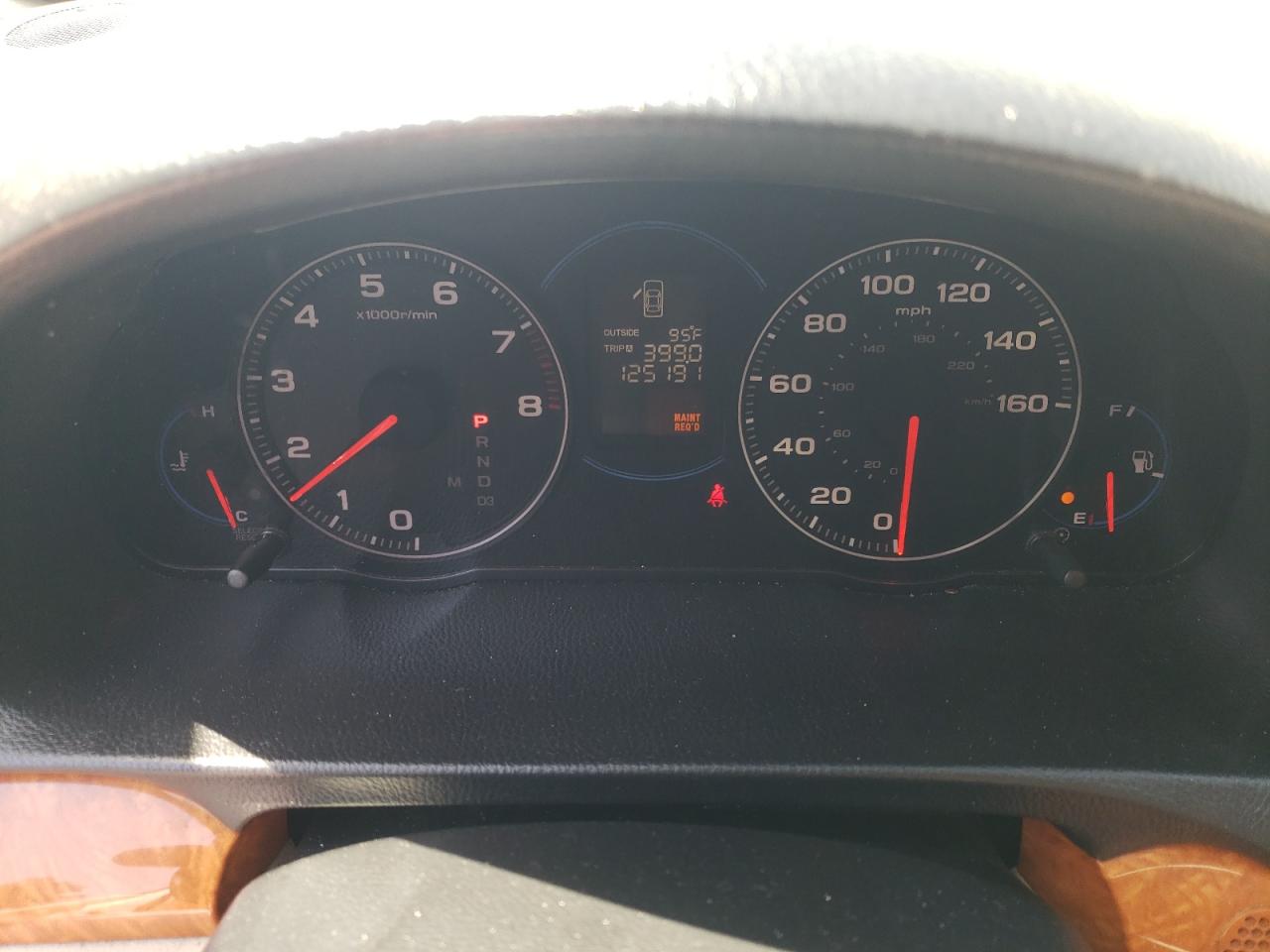 JH4CL96935C005230 2005 Acura Tsx