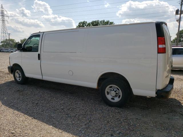 2016 Chevrolet Express - Image 2