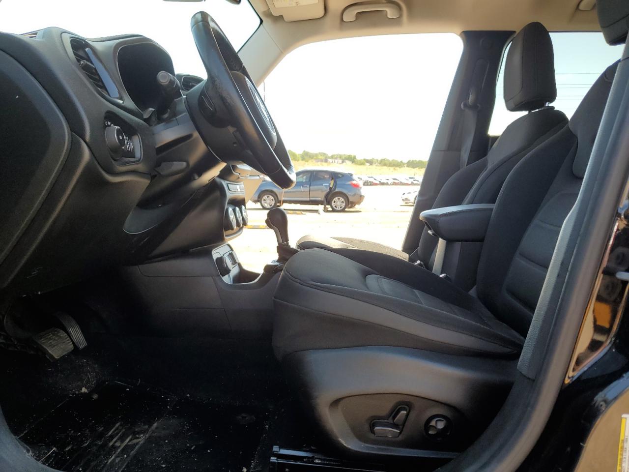 ZACCJBBT3GPD76449 2016 Jeep Renegade Latitude