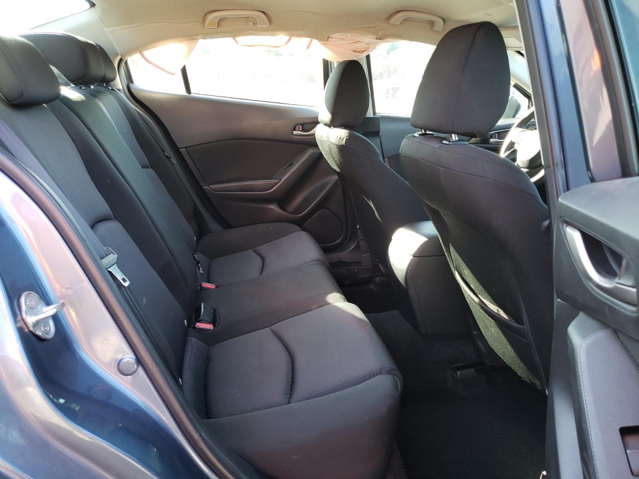 3MZBM1U72FM131928 2015 Mazda 3 Sport