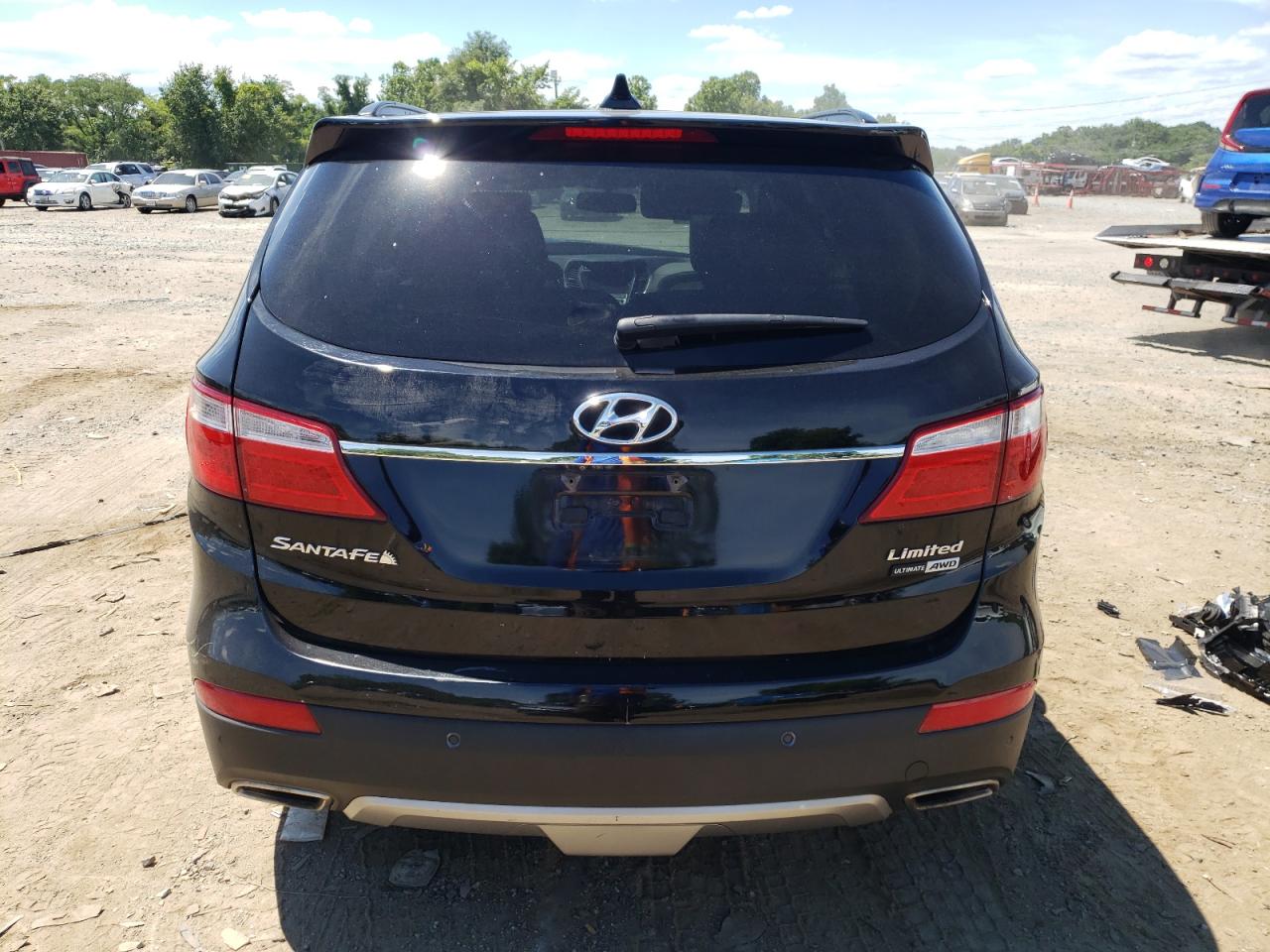 Lot #2758902440 2016 HYUNDAI SANTA FE S