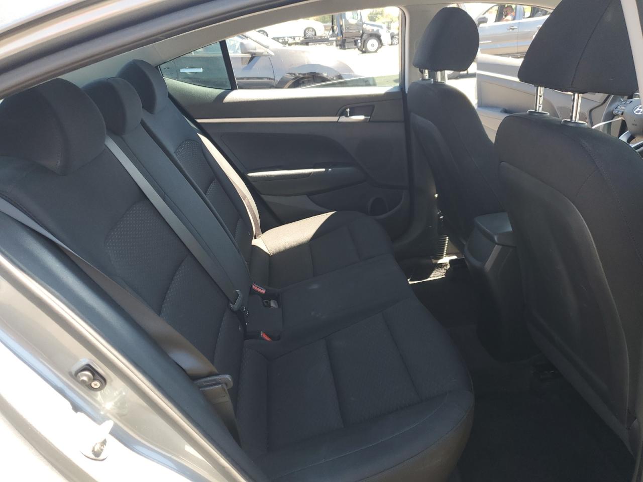 KMHD74LF5KU783473 2019 Hyundai Elantra Se