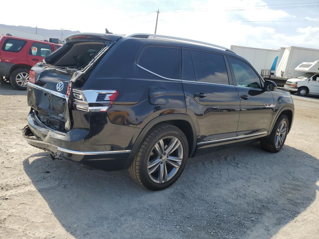 Lot #2877196828 2018 VOLKSWAGEN ATLAS SE