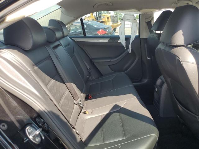 2018 VOLKSWAGEN JETTA SE - 3VWDB7AJ9JM260260