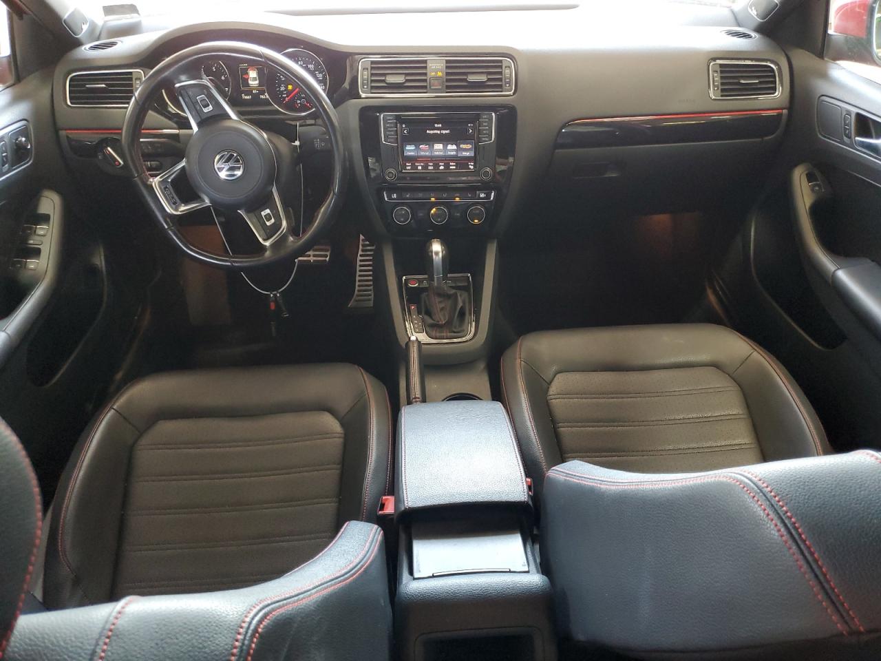 3VW4T7AJ0HM303178 2017 Volkswagen Jetta Gli