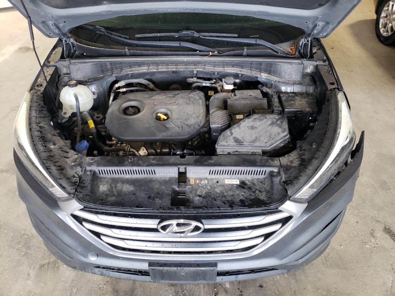 KM8J33A4XJU643864 2018 Hyundai Tucson Sel