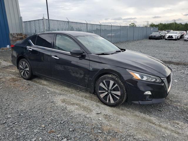Vin: 1n4bl4dw1kn327380, lot: 61809384, nissan altima sv 20194