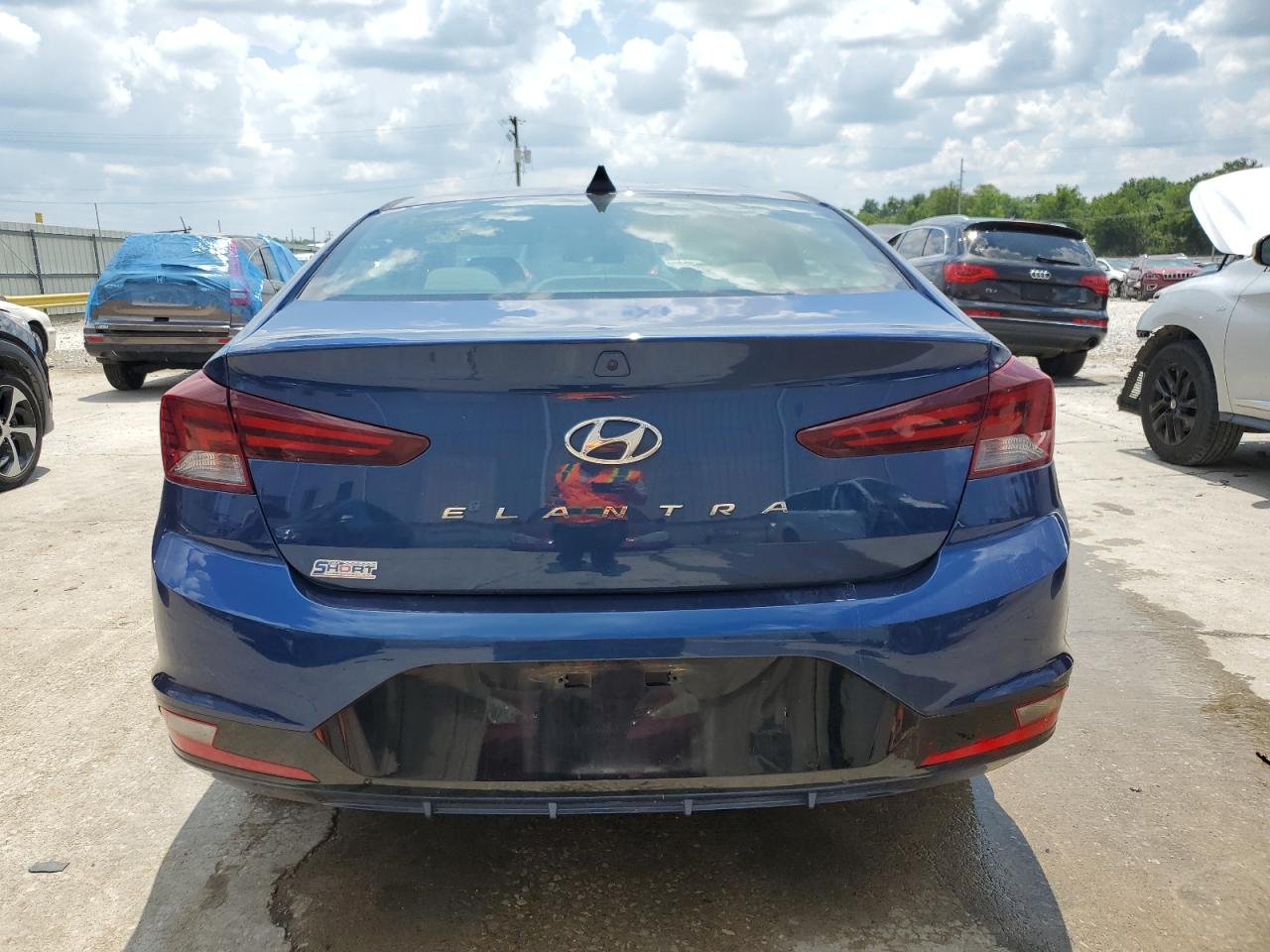 5NPD84LF8KH413744 2019 Hyundai Elantra Sel