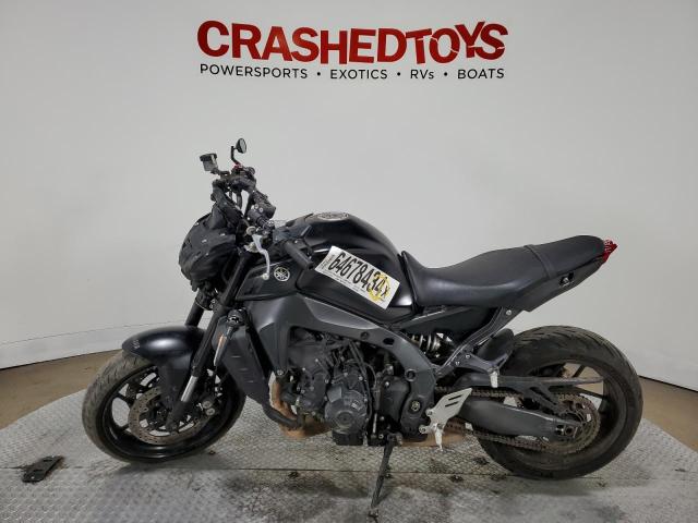 YAMAHA MT09 2022 black  gas JYARN71E8NA002880 photo #4