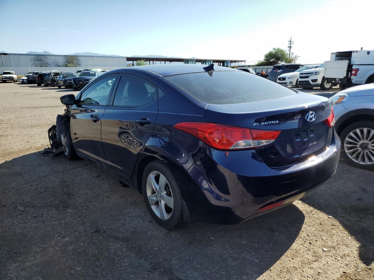 5NPDH4AE3DH405287 2013 Hyundai Elantra Gls