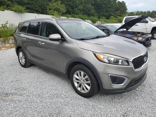 VIN 5XYPG4A53GG123565 2016 KIA Sorento, LX no.4