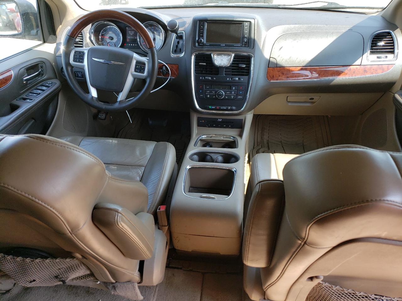 2C4RC1GG4FR532762 2015 Chrysler Town & Country Limited Platinum