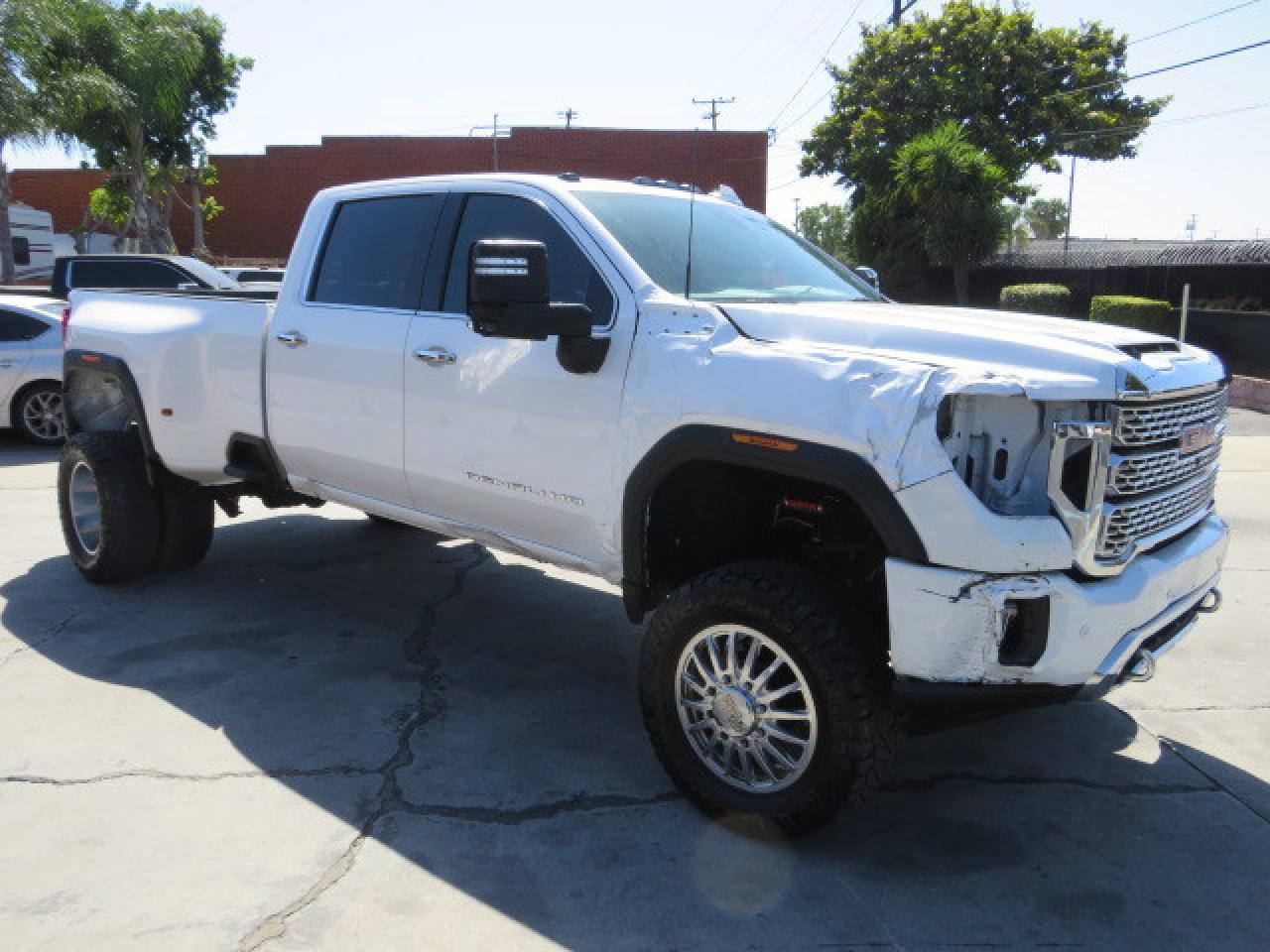 2023 GMC Sierra K3500 Denali vin: 1GT49WEY7PF211518