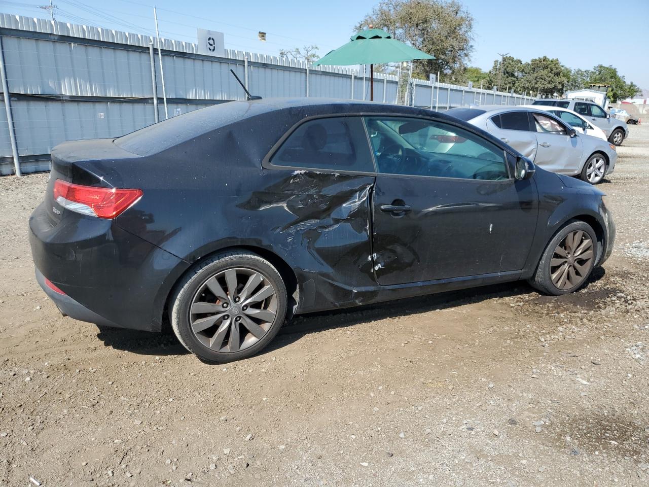 KNAFW6A35B5432204 2011 Kia Forte Sx