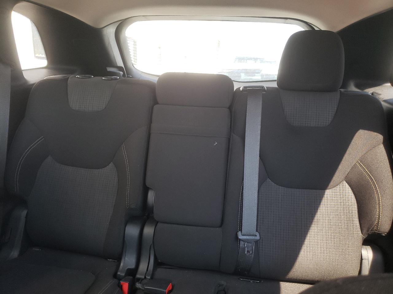 1C4PJMCB2GW221395 2016 Jeep Cherokee Latitude