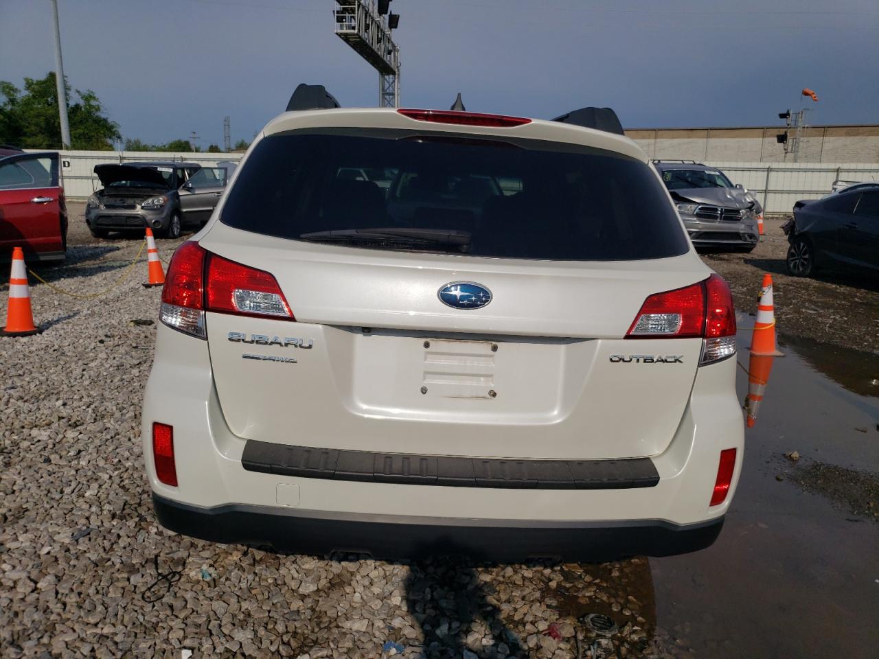 4S4BRCKC0C3272165 2012 Subaru Outback 2.5I Limited