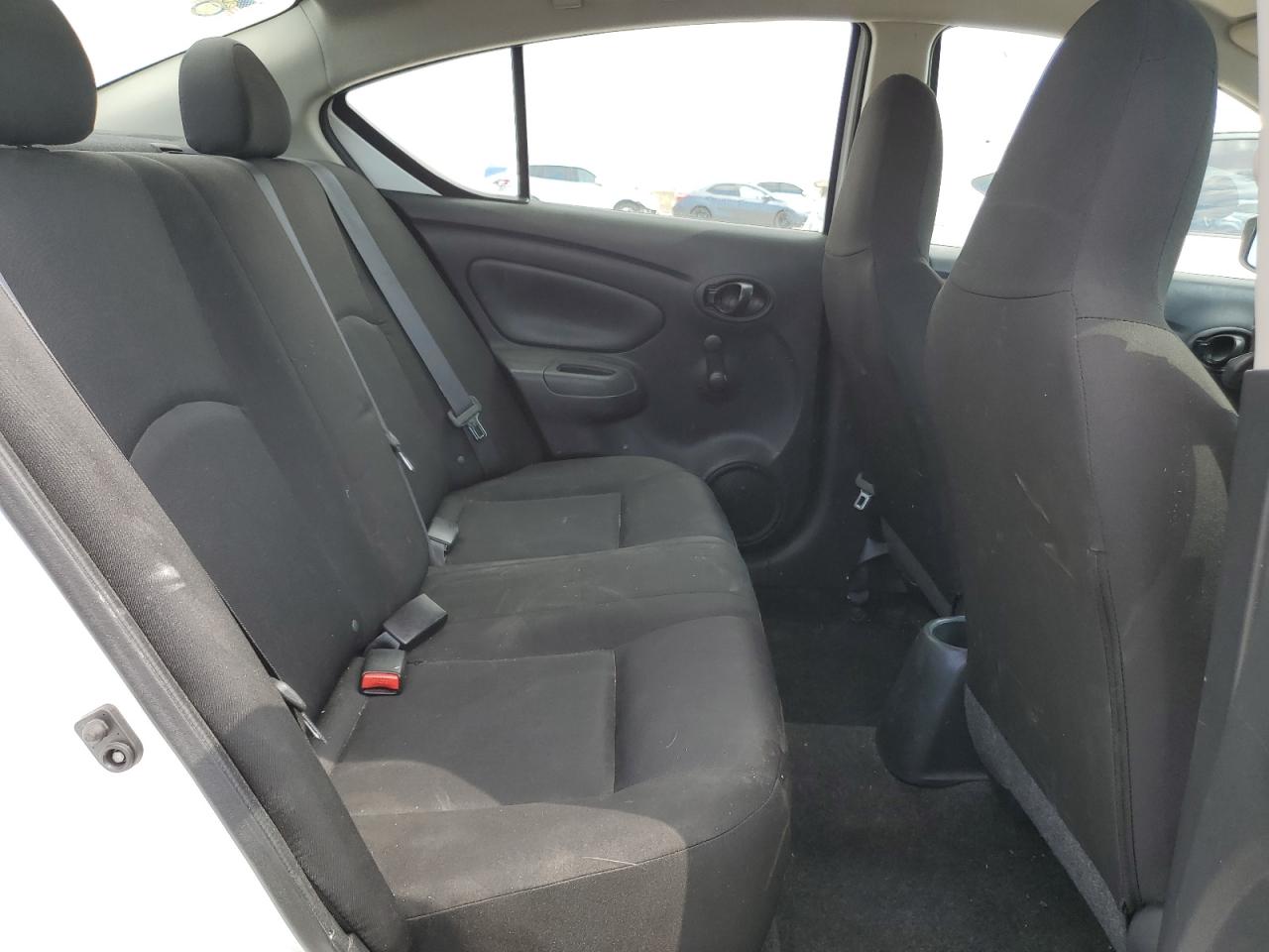 3N1CN7AP6HL853118 2017 Nissan Versa S