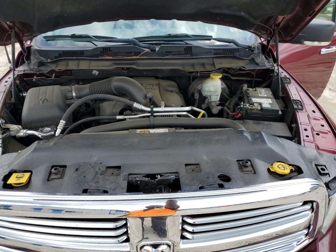 1C6RR7TT5HS822845 2017 Ram 1500 Slt