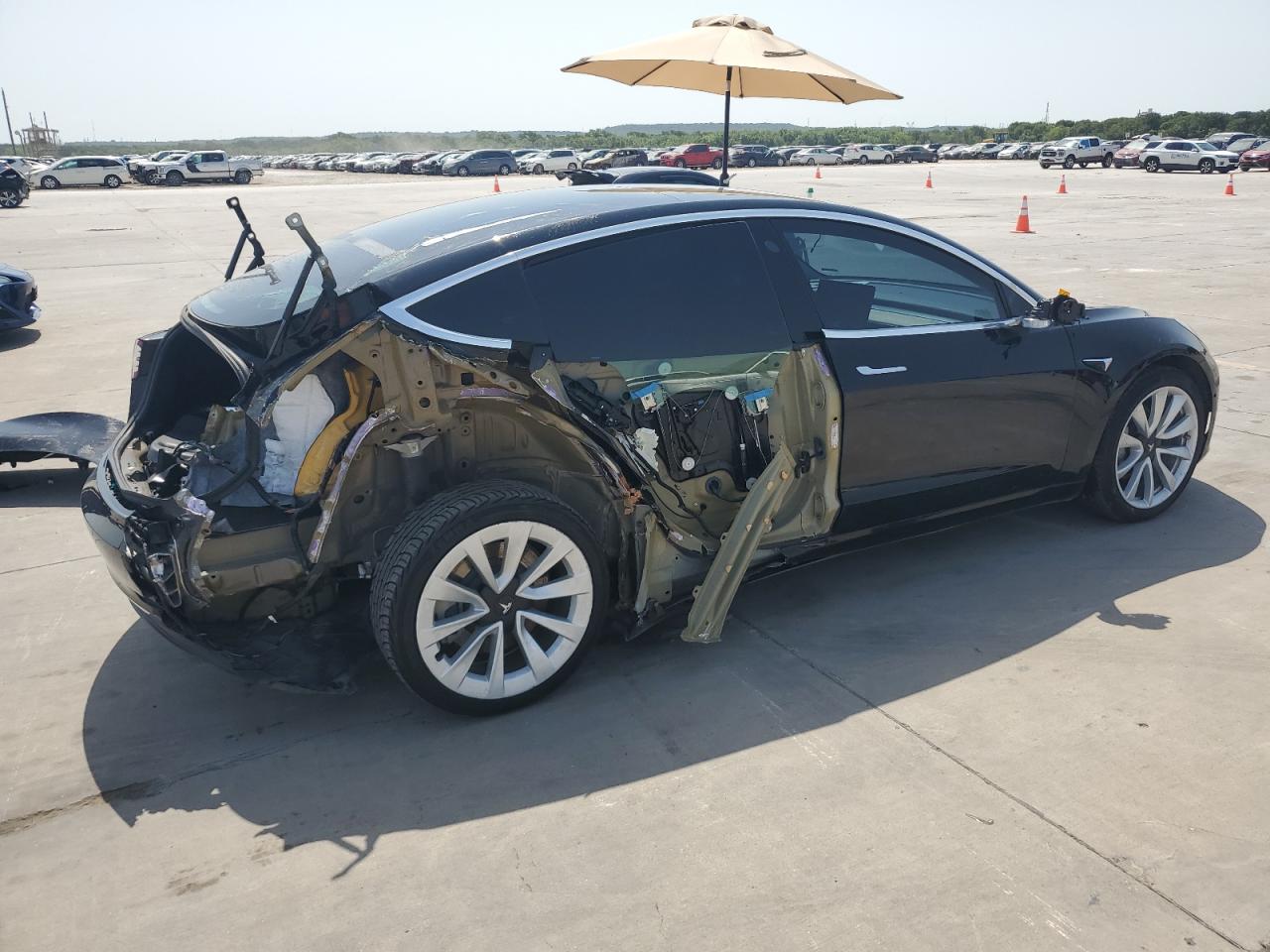 5YJ3E1EB9KF388767 2019 Tesla Model 3