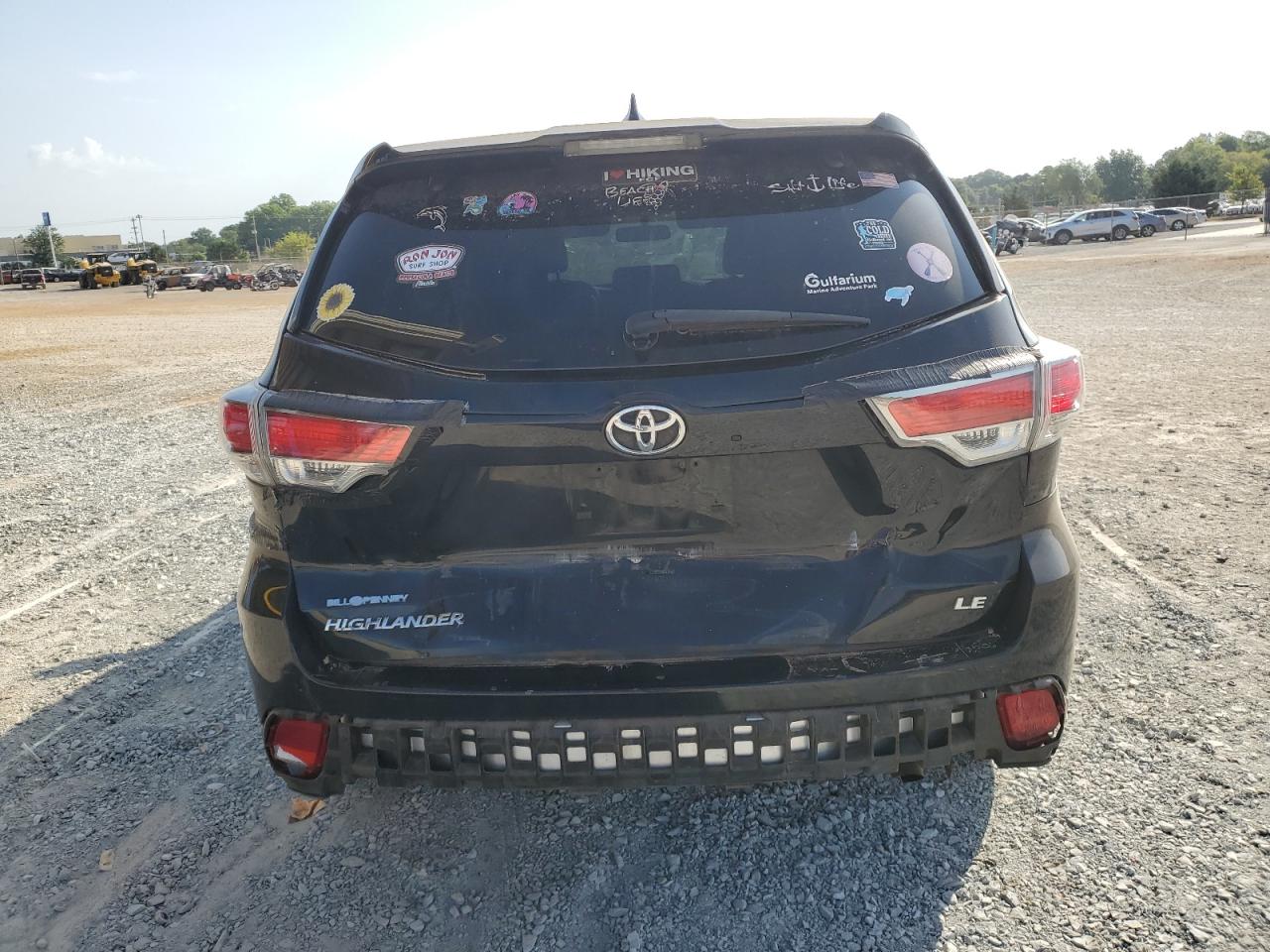 5TDZKRFH5FS045525 2015 Toyota Highlander Le