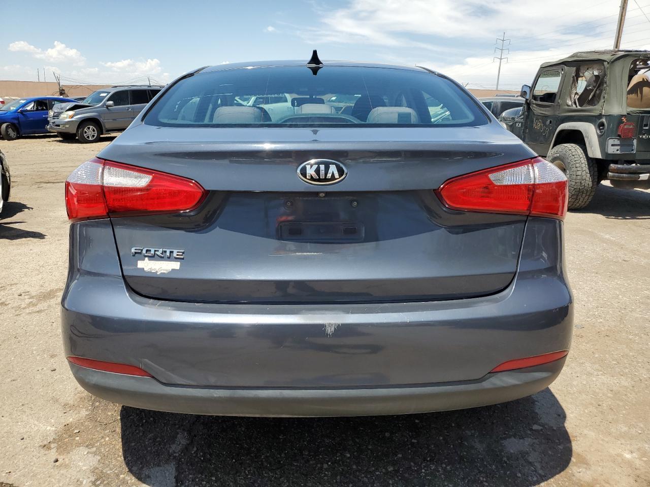 KNAFX4A61G5519777 2016 Kia Forte Lx
