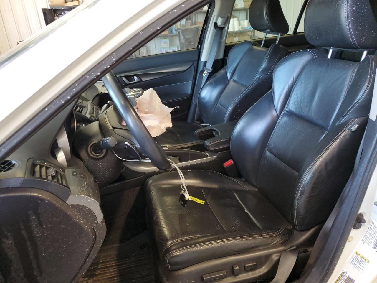 19UUA9F56AA001558 2010 Acura Tl