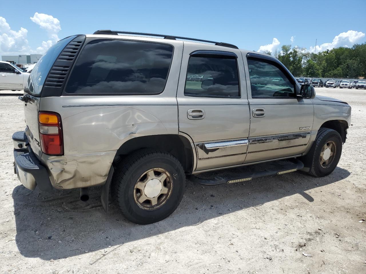 1GKEC13V83R151568 2003 GMC Yukon