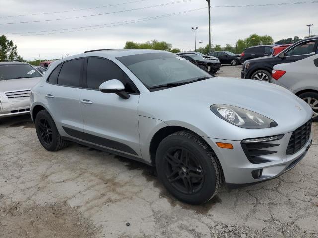 VIN WP1AA2A51HLB04903 2017 Porsche Macan no.4