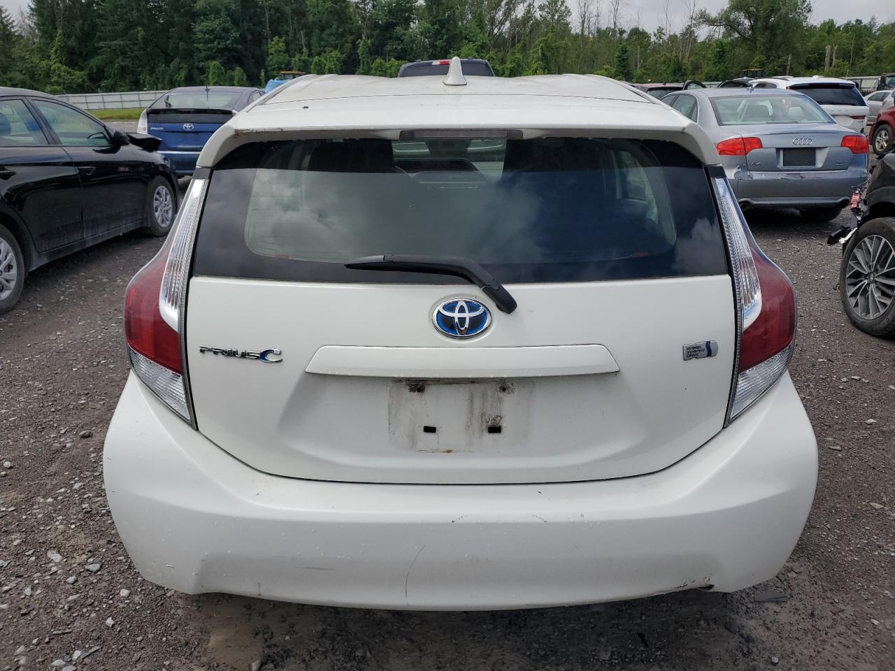 JTDKDTB39G1131034 2016 Toyota Prius C