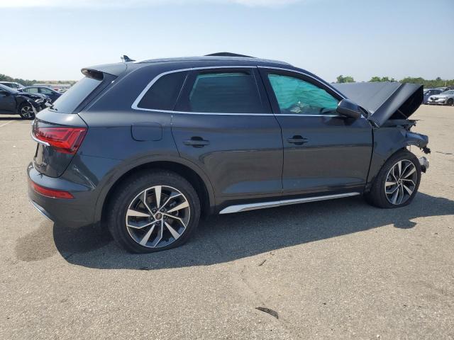 VIN WA1BAAFY2M2018285 2021 Audi Q5, Premium Plus no.3