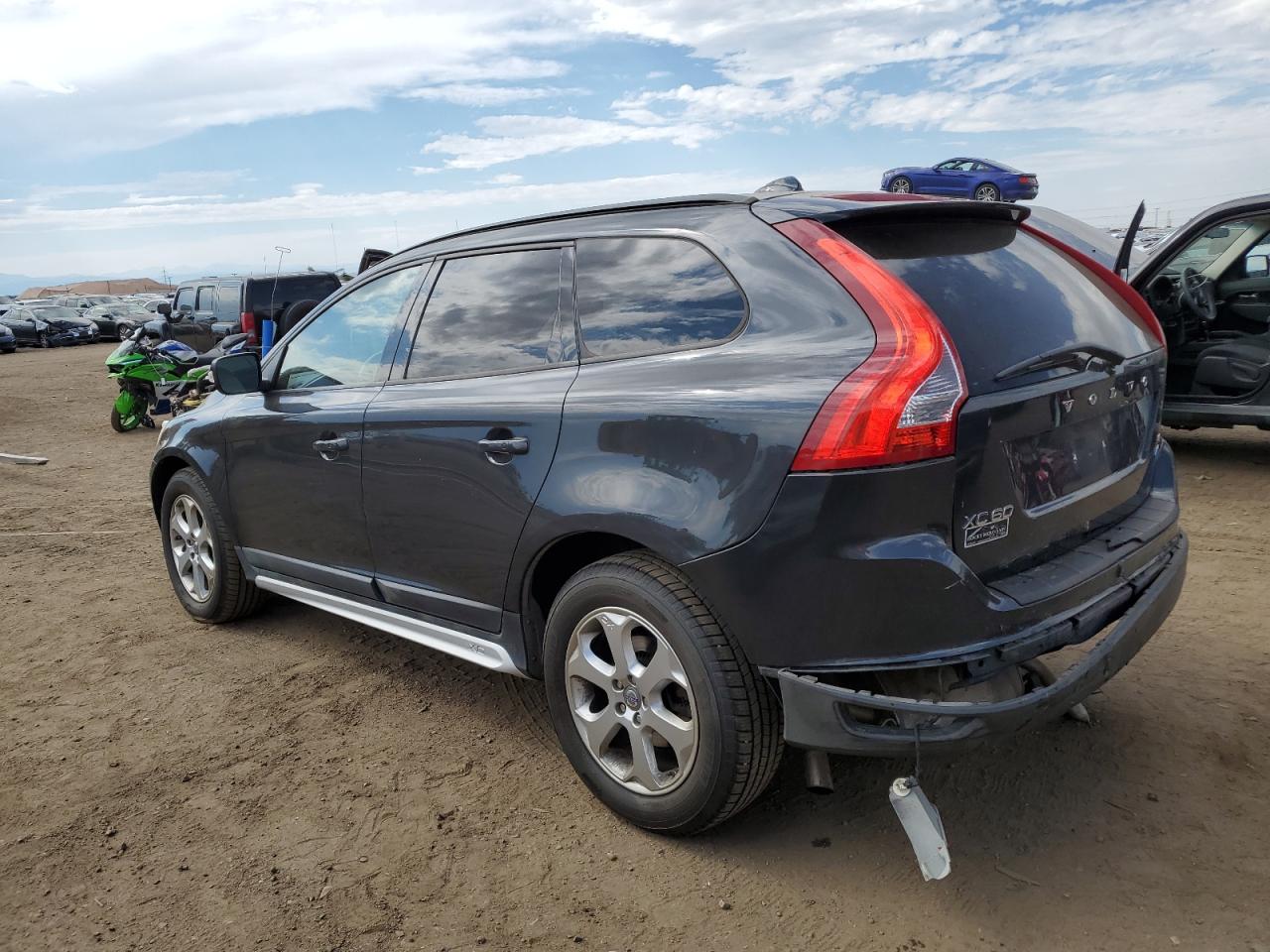 Lot #2957889808 2010 VOLVO XC60 3.2