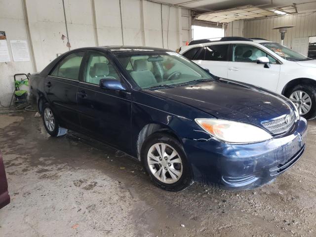 2004 Toyota Camry Le VIN: 4T1BF32KX4U069246 Lot: 61292434