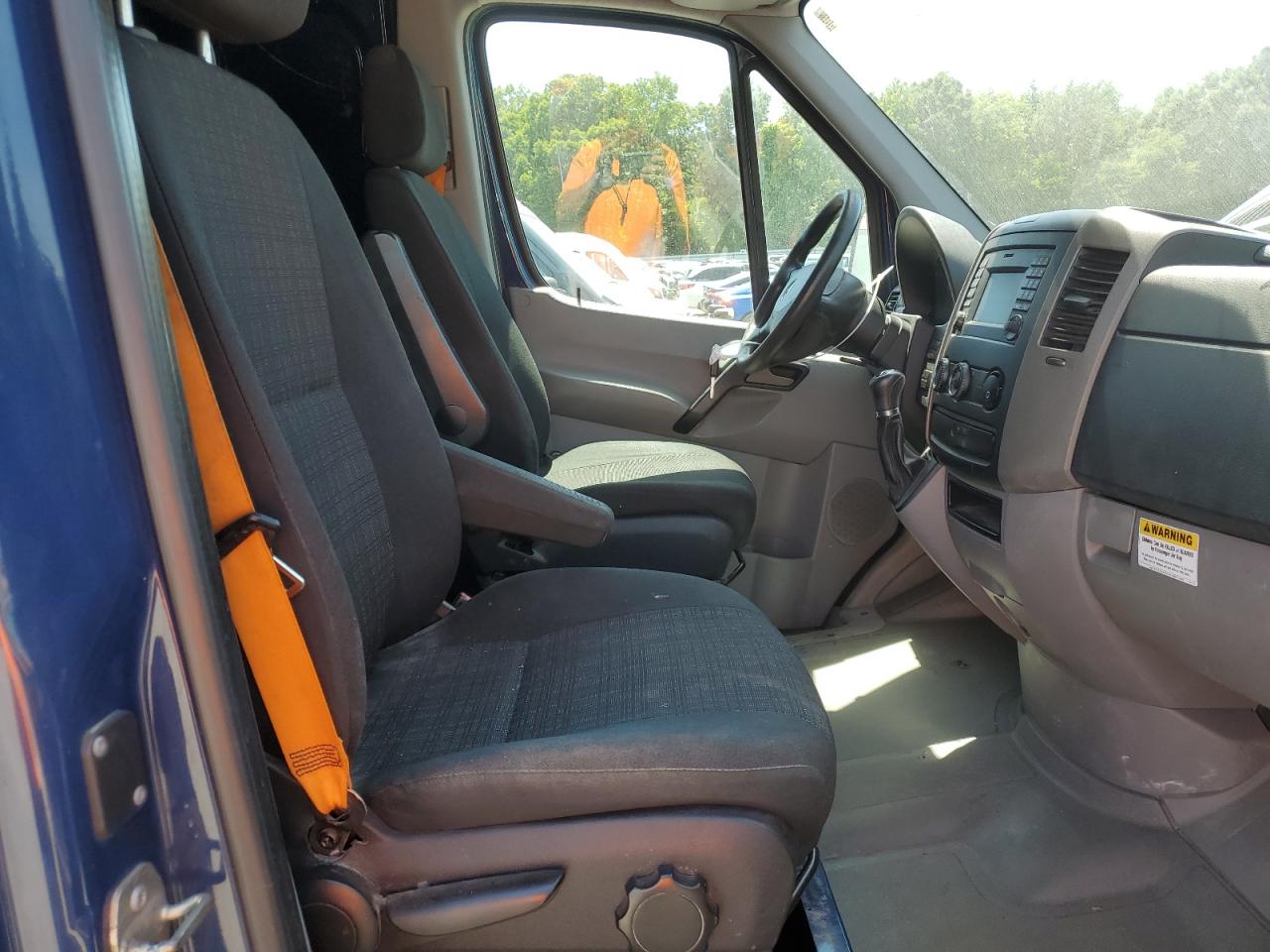 WD3PE8CC3FP140302 2015 Mercedes-Benz Sprinter 2500