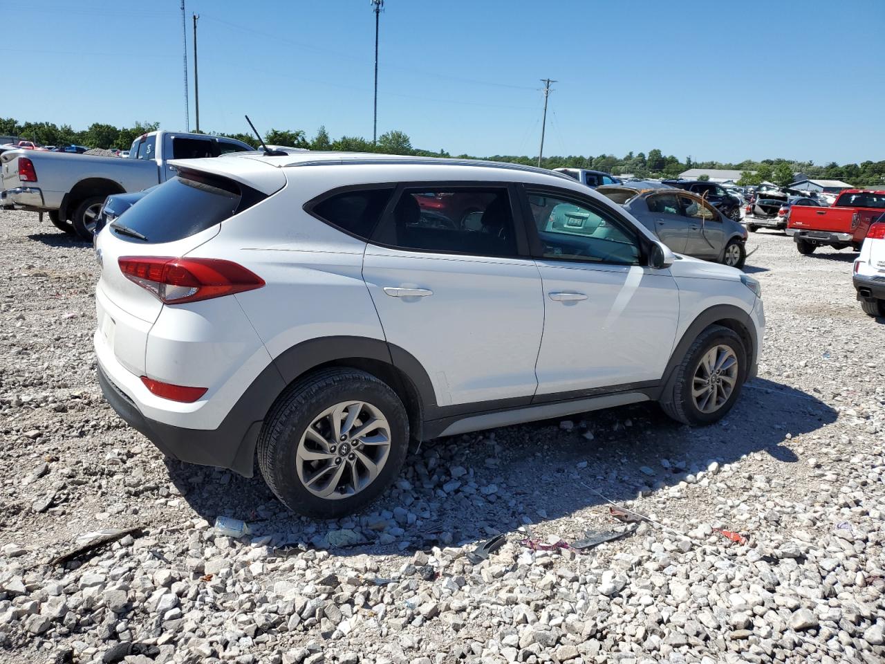 2017 Hyundai Tucson Limited vin: KM8J33A46HU352806