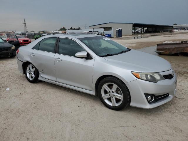 VIN 4T1BF1FK8EU830839 2014 Toyota Camry, L no.4