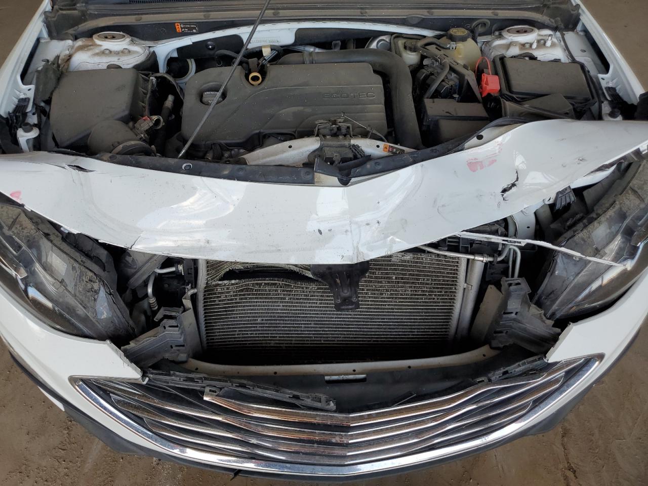 1G1ZD5ST4KF152601 2019 Chevrolet Malibu Lt