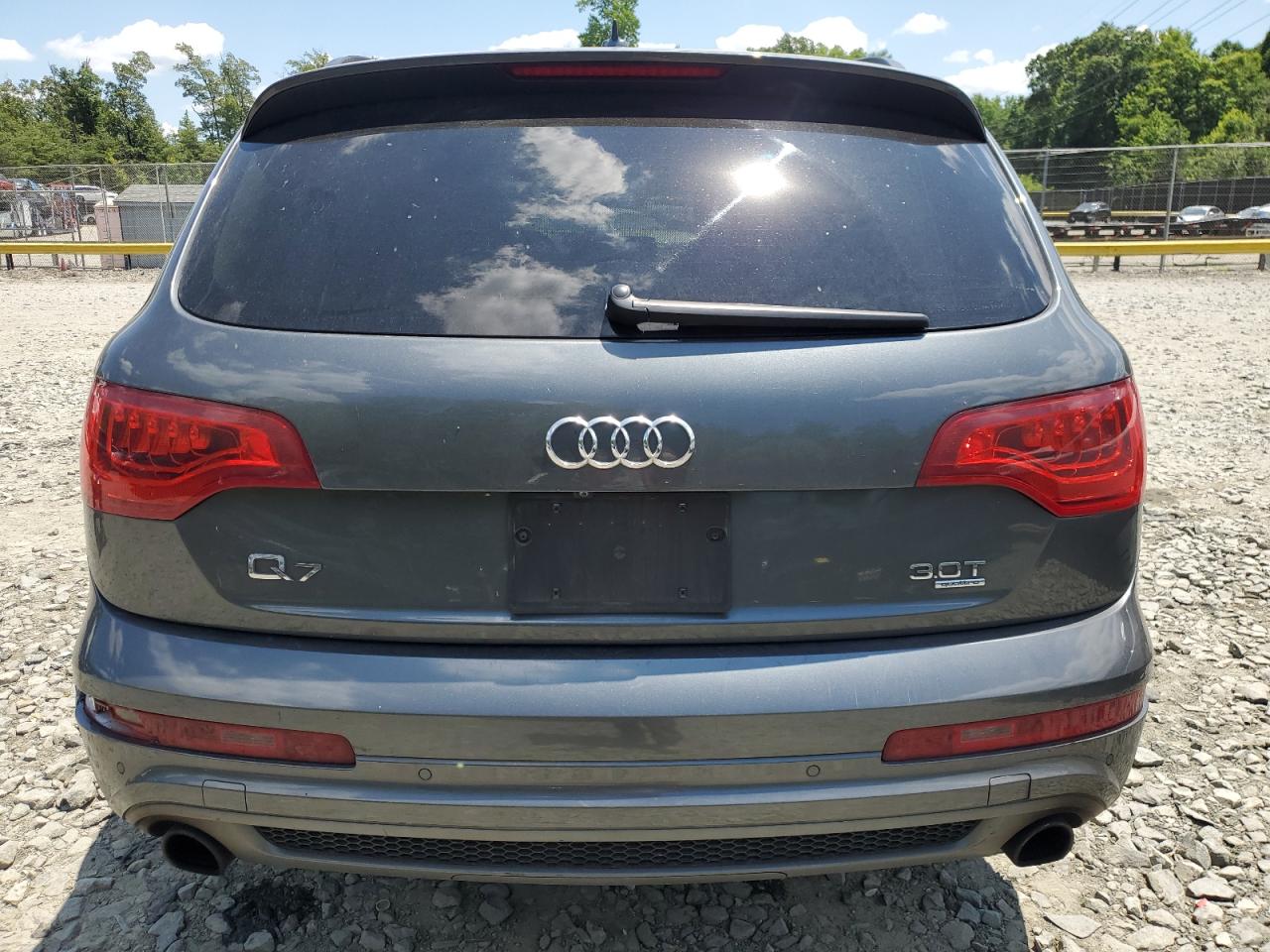 WA1DGAFE8FD013726 2015 Audi Q7 Prestige